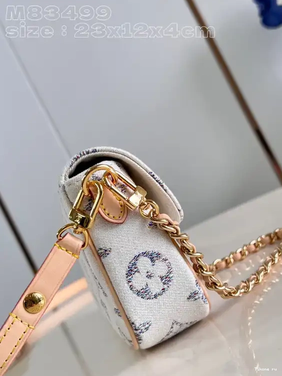 Cheap Ivy-23.5*12*4.3cm on VUITTON LOUIS Wallet Chain 0613
